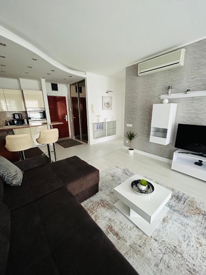 Marina Bay Apartman Budapest Eksteriør bilde